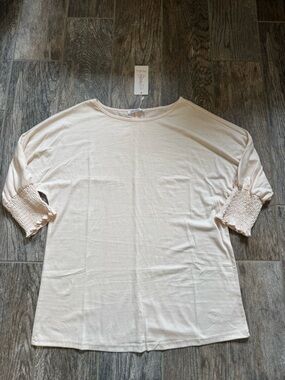 Fashion Light Cream Smocked-Cuff Short Sleeve Tee
